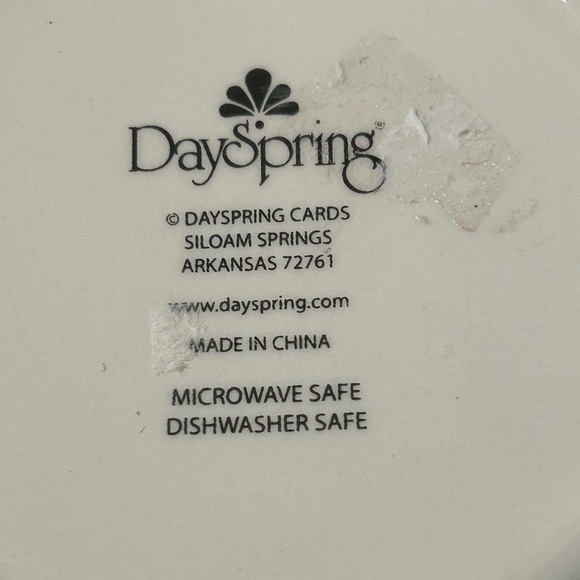 DaySpring The Meaning of Christmas Wreath Cup And Saucer - Picture 9 of 9